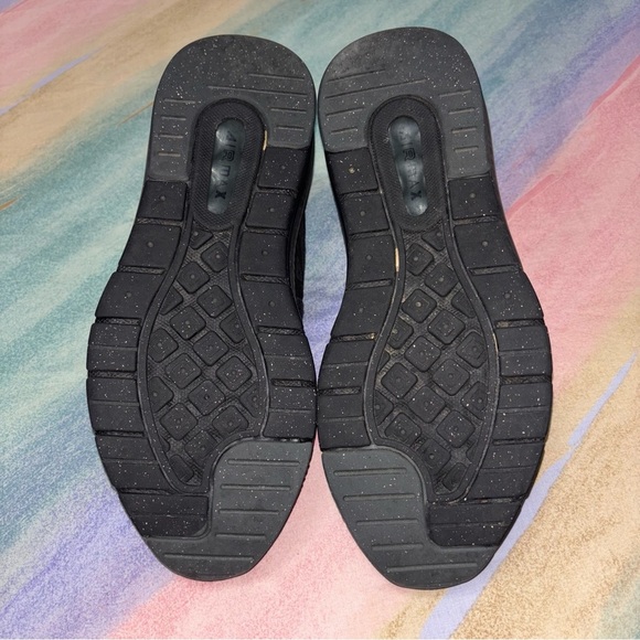 Nike Air Max Genome GS CZ4652 001 Running Black Mesh Size 7y = 8.5 Womens - Picture 7 of 8